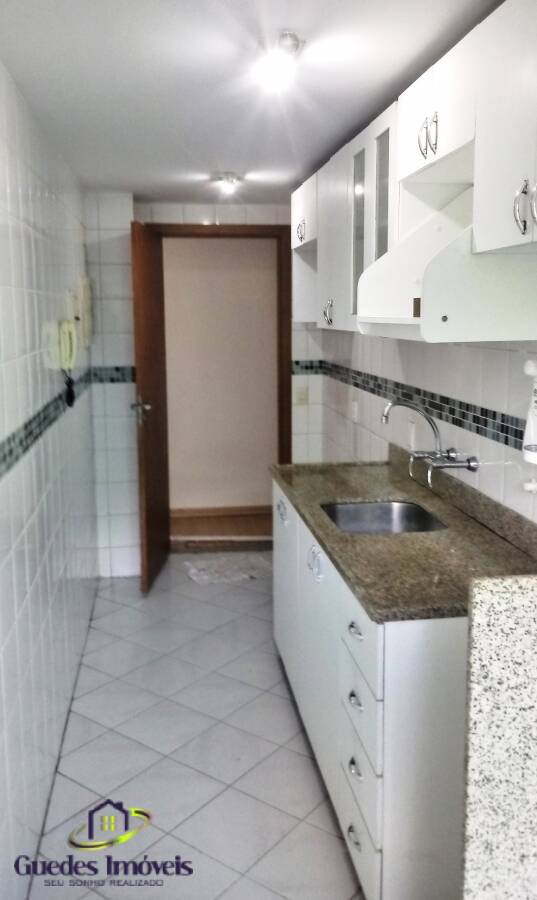 Apartamento para alugar com 2 quartos, 80m² - Foto 13